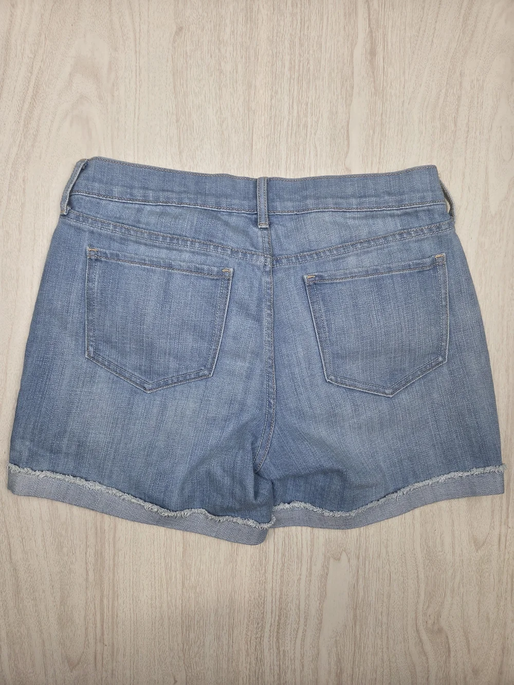Old Navy Sweetheart Light Blue Denim Shorts Size 2